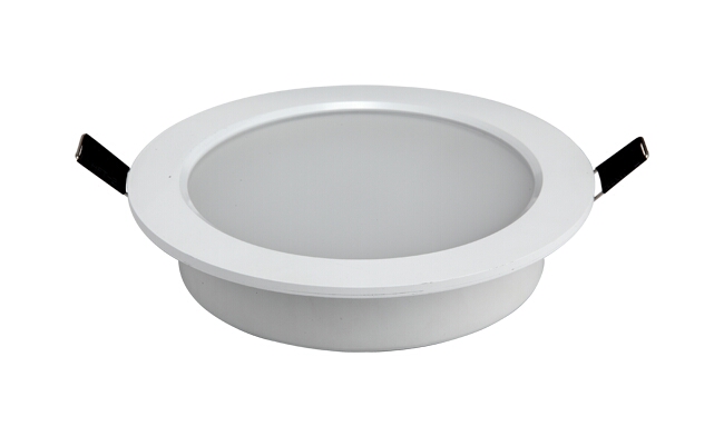 華輝照明LED筒燈驅(qū)動為恒流隔離外置驅(qū)動,便于安裝維護(hù),與光源板實(shí)現(xiàn)完美匹配。 華輝照明LED筒燈驅(qū)動為恒流隔離外置驅(qū)動,便于安裝維護(hù),與光源板實(shí)現(xiàn)完美匹配。