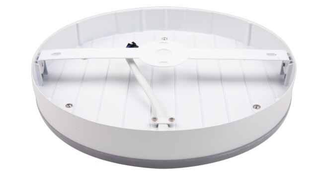 華輝照明成立于1987年，是一家專業(yè)生產(chǎn)面板燈,led面板燈,面板燈廠家,直發(fā)光面板燈，側(cè)發(fā)光面板燈的大型企業(yè)。