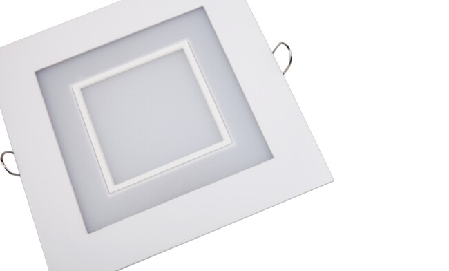 選擇華輝照明面板燈,led面板燈,面板燈廠家,直發(fā)光面板燈，側(cè)發(fā)光面板燈，造就高端大氣上檔次氛圍。