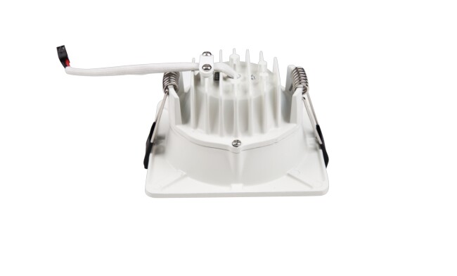 廣東筒燈，led筒燈，筒燈廠家，COB筒燈知名品牌華輝照明，公司產(chǎn)品通過3C、CE、UL、VDE等國內(nèi)外權(quán)威認(rèn)證。