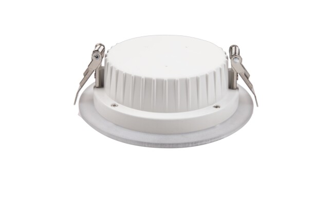 華輝照明專業(yè)LED筒燈廠家，標準的流程與質(zhì)檢程序確保COB筒燈質(zhì)量穩(wěn)定如一。